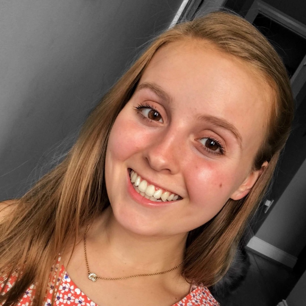 Meet your Posher, Abby